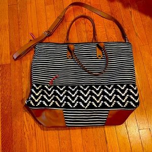Stella & Dot Getaway Tote